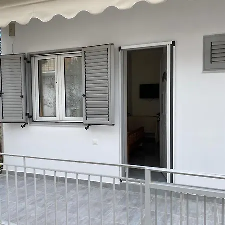 Karavias Vlicho Apartment